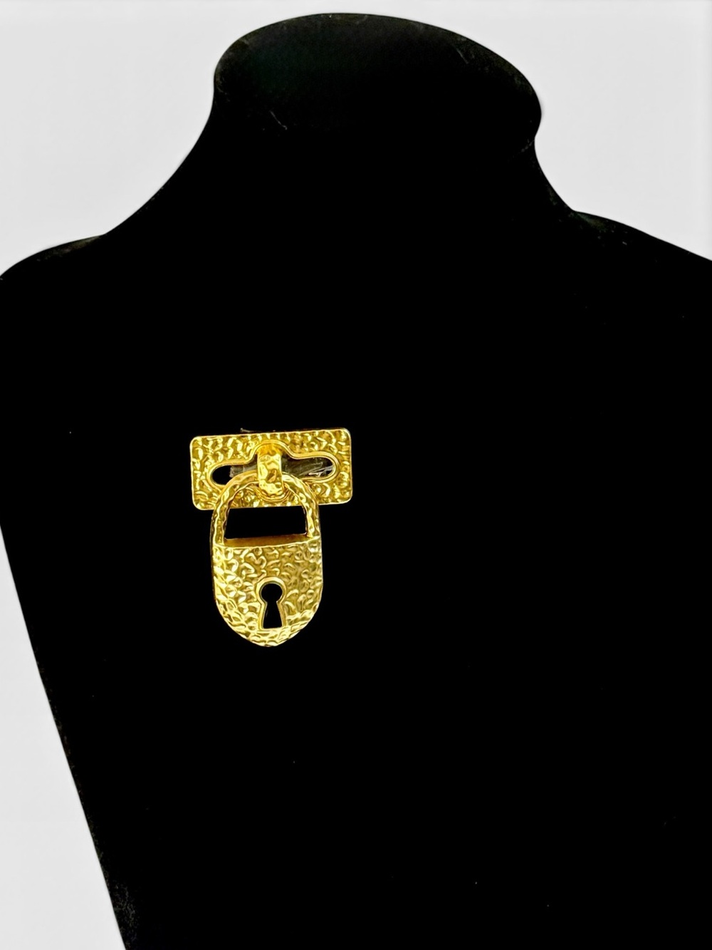 Gold Lock & Keyhole Statement Brooch Pin | NIB